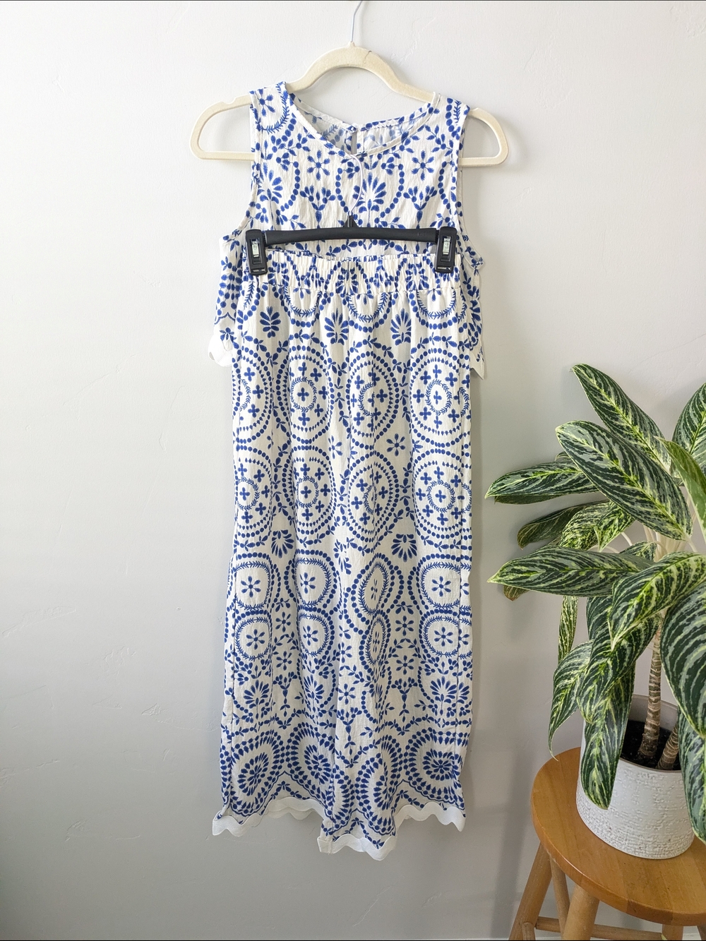 SHEIN Blue & White Printed Two-Piece Set - Picture 4 of 10